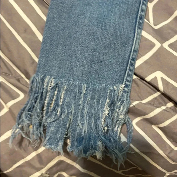 We The Free People  Frayed Skinny Crop Jeans Size 24 Distressed - Picture 10 of 11